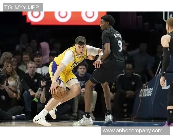 微笑刺客康宁汉姆的智慧与约基奇相似他用团队合作赢得比赛